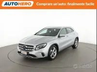 Usata Mercedes GLA180 122 CV (89 kW) 2019 Grigio SUV