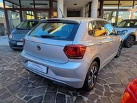 Usata VW Polo Comfortline 95 CV (69 kW) 2019 Argento Berlina