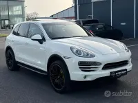 Usata Porsche Cayenne S 240 CV (176 kW) 2011 Bianco SUV