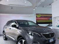Usata Peugeot 3008 GT-line 130 CV (95 kW) 2020 Grigio SUV
