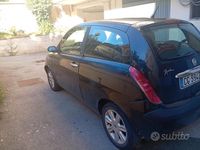 Usata Lancia Ypsilon 80 CV (58 kW) 2004 Nero Utilitaria