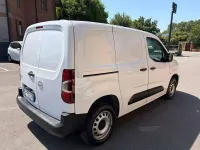 Usata Opel Combo Edition 102 CV (75 kW) 2021 Arktis white Monovolume