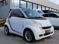 Usata Smart ForTwo Cabrio Passion 71 CV (52 kW) 2011 Bianco past. Cabrio