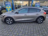 Usata Ford Focus Active 125 CV (91 kW) 2020 Beige metallizzato Berlina