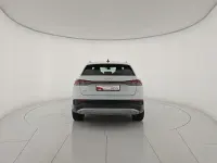 Usata Audi Q4 e-tron Advanced 210 kW (286 CV) 2024 Bianco ghiaccio metallizzato SUV
