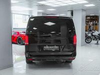 Usata Mercedes V300 2024 Nero Monovolume