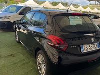 Usata Peugeot 208 Allure 75 CV (55 kW) 2018 Nero Utilitaria
