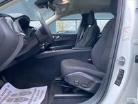 Usata Volvo XC60 Momentum 197 CV (144 kW) 2022 Bianco SUV