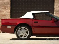 Usata Chevrolet Corvette C4 245 CV (180 kW) 1987 Rosso Cabrio