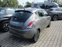Usata Lancia Ypsilon 69 CV (50 kW) 2024 Grigio scuro Utilitaria