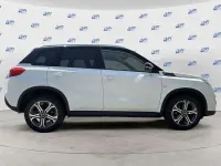 Usata Suzuki Vitara 120 CV (88 kW) 2018 Bianco SUV