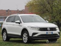 Usata VW Tiguan Life 150 CV (110 kW) 2022 Bianco SUV
