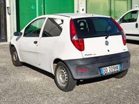 Usata Fiat Punto Classica 69 CV (50 kW) 2007 Bianco Utilitaria