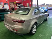 Usata Alfa Romeo 159 150 CV (110 kW) 2008 Marrone Berlina