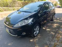 Usata Ford Fiesta Titanium 70 CV (51 kW) 2011 Nero Berlina
