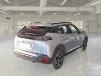 Usata Peugeot 2008 Allure 131 CV (96 kW) 2022 Grigio SUV