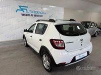 Usata Dacia Sandero Prestige 90 CV (66 kW) 2014 Bianco Berlina