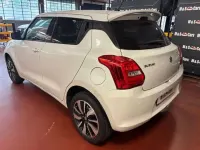Usata Suzuki Swift 90 CV (66 kW) 2019 Bianco Utilitaria