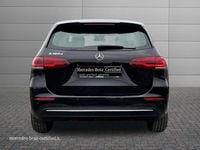 Käytetty Mercedes B180 Business 116 HP (85 kW) 2020 Musta Tila-auto