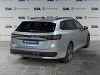 Nuova VW Passat R-line 150 CV (110 kW) 2025 Gray Station wagon
