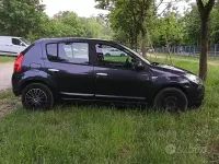 Usata Dacia Sandero 75 CV (55 kW) 2008 Grigio Utilitaria