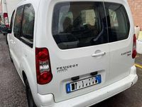 Usata Peugeot TePee Premium 90 CV (66 kW) 2011 Bianco Station wagon