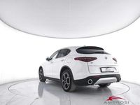 Usata Alfa Romeo Stelvio Super 210 CV (154 kW) 2017 Bianco SUV