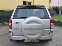 Usata Suzuki Grand Vitara 129 CV (94 kW) 2006 Argento SUV
