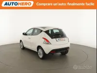 Usata Lancia Ypsilon Gold 69 CV (50 kW) 2015 Bianco Utilitaria