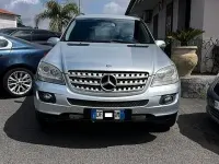 Begagnad Mercedes ML320 306 HK (225 kW) 2007 Grå SUV