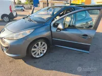 Usata Peugeot 207 109 CV (80 kW) 2007 Bluazzurro Berlina