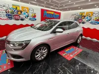 Usata Renault Mégane IV 110 CV (80 kW) 2017 Grigio Berlina