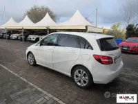Occasion Mercedes B180 Premium 109 PK (80 kW) 2017 Wit MPV