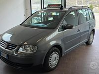 Usata VW Touran 2005 Grigio Monovolume
