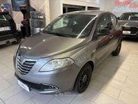 Usata Lancia Ypsilon Gold 95 CV (69 kW) 2015 Grigio pietra metallizzato Utilitaria