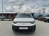 Usata Fiat Doblò 131 CV (96 kW) 2023 Bianco Monovolume