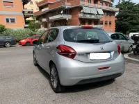Usata Peugeot 208 82 CV (60 kW) 2017 Grigio Utilitaria