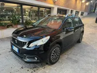 Usata Peugeot 2008 Allure 82 CV (60 kW) 2016 Nero SUV