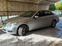 Gebraucht Mercedes E250 Elegance 204 PS (150 kW) 2010 Silber Limousine