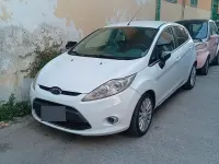 Usata Ford Fiesta 68 CV (50 kW) 2010 Bianco Berlina
