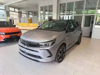 Usata Opel Grandland X Ultimate 131 CV (96 kW) 2024 Argento SUV