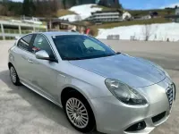 Usata Alfa Romeo Giulietta 105 CV (77 kW) 2011 Grigio Utilitaria