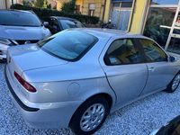 Usata Alfa Romeo 156 140 CV (102 kW) 2001 Argento Berlina
