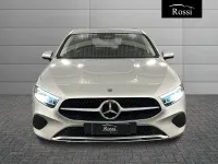 Usado Mercedes A180 Advanced 116 HP (85 kW) 2023 Prateado Sedan