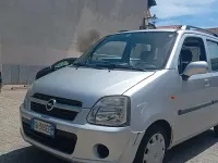 Usata Opel Agila Club 80 CV (58 kW) 2006 Grigio Utilitaria