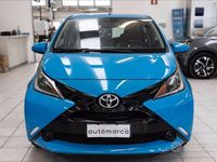 Usata Toyota Aygo Cool 69 CV (50 kW) 2017 Blu Utilitaria