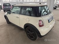 Usado Mini Cooper 90 HP (66 kW) 2007 Bege Citadino