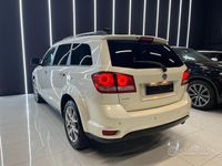 Usata Fiat Freemont Lounge 170 CV (125 kW) 2013 Bianco SUV