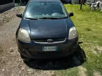 Usata Ford Fiesta 75 CV (55 kW) 2008 Grigio Utilitaria