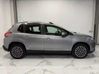 Usata Peugeot 2008 Allure 92 CV (67 kW) 2015 Grigio SUV